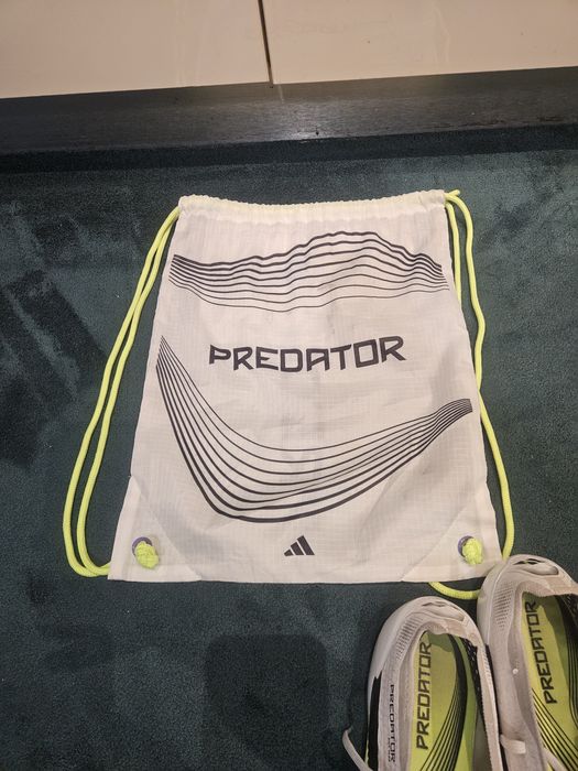 Ghete de fotbal adidas predator elite fg originale  + saculet