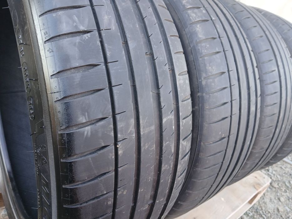 Set 4 Michelin Pilot Sport 4 225 45 19