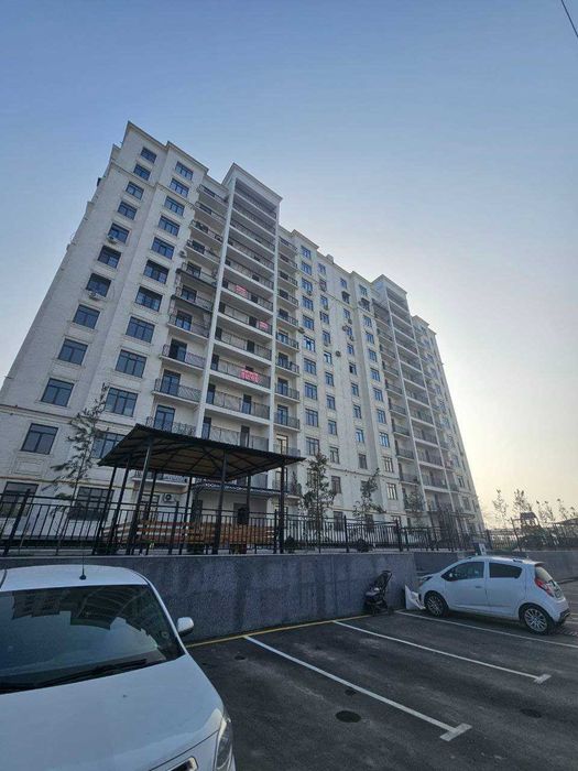 Кушбеги.ЖК "Сохил буйи".Продам 2комн. квартиру на 12 этаже 13 этажки.