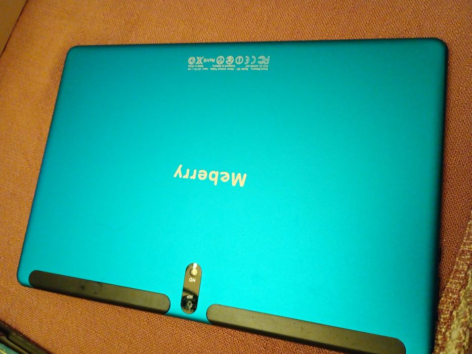 Tableta MeBerry, la cutie