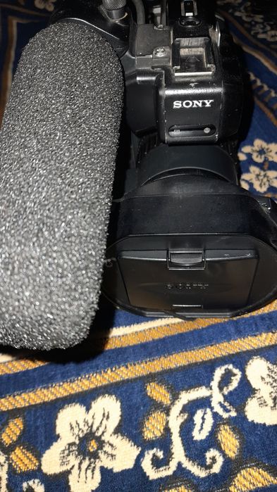 Видео камера сони.21 00