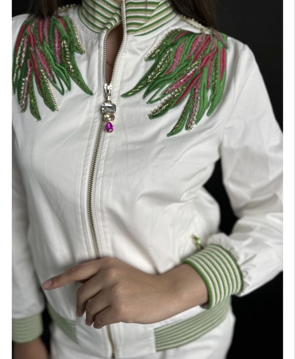 Костюм Lasagrada новые