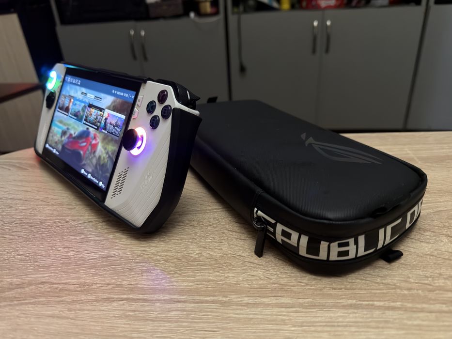 Asus ROG ALLY Z1 Extreme