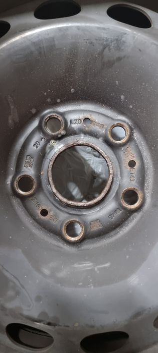 4ри джанти 16" с зимни гуми Goodyear