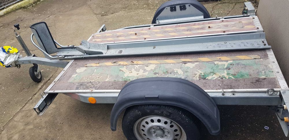 Vand remorca moto sau atv basculabila