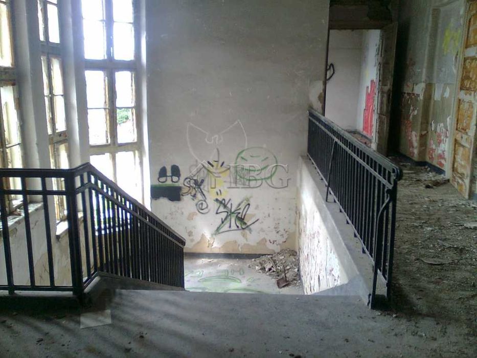 Продава се Промишлена сграда в Две могили - 1400 кв.м за 65 €/кв.м - Снимка #4