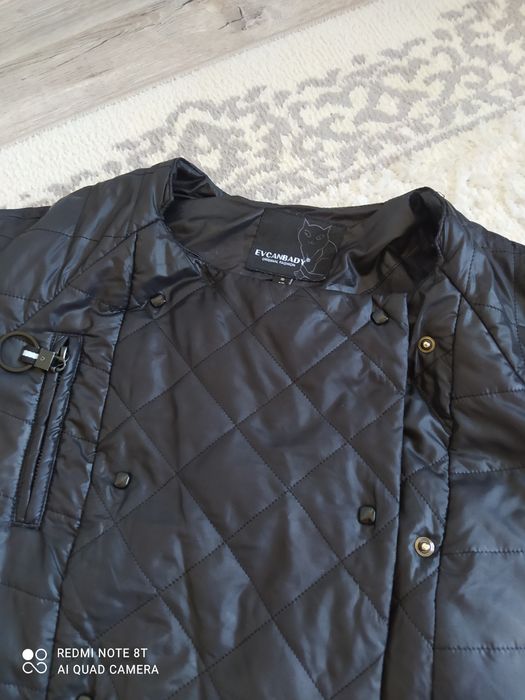 Продам женские куртки