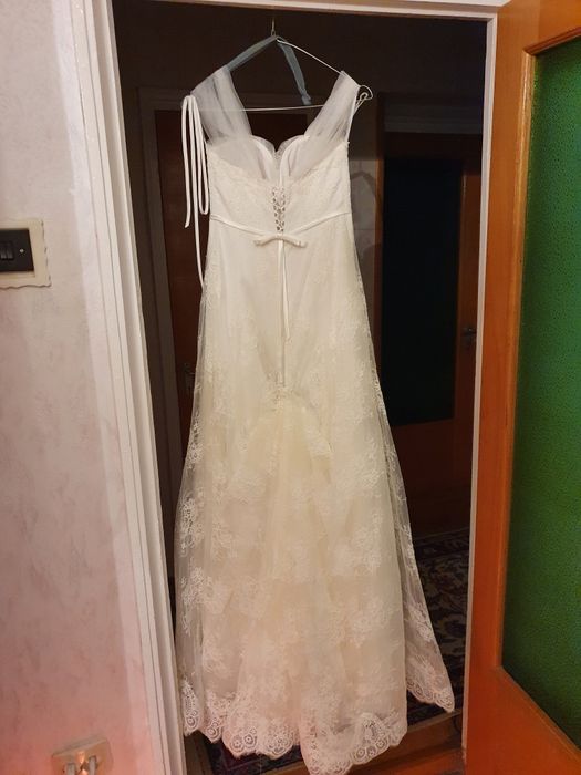 Vand rochie mireasa