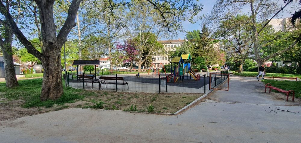 Продава се Магазин в Русе, Мидия Енос - 66 кв.м за 1243 €/кв.м - Снимка #2