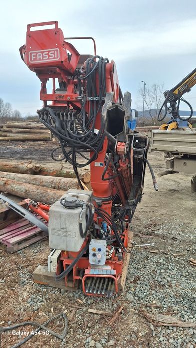 Macara FASSI F105. 22