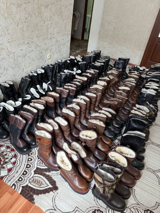 Натуралный кожанный унты с Монголий