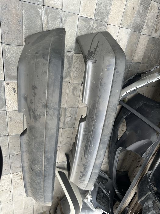 Бампер задний Audi 80 90