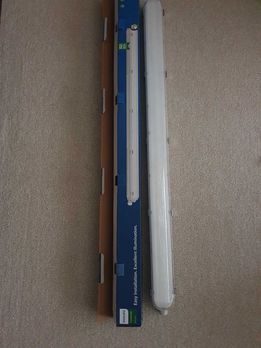 Corp Iluminat Aplicat Led Philips CoreLine