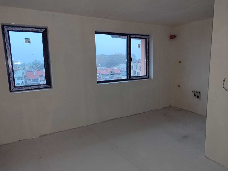 Продава се Тристаен апартамент в Добрич, Център - 110 кв.м за 1000 €/кв.м - Снимка #9