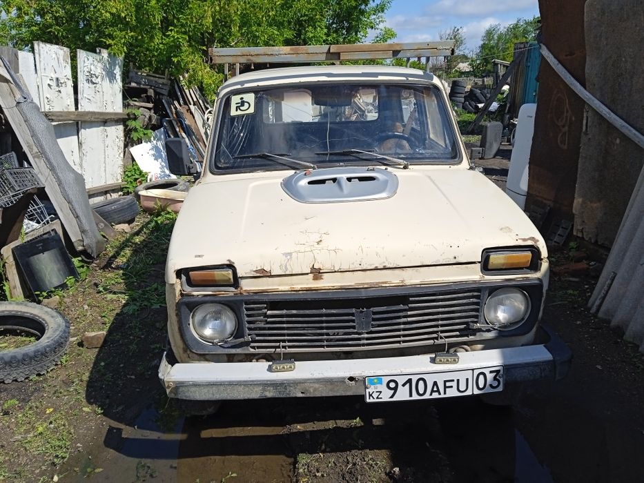 Продам ниву ваз2121