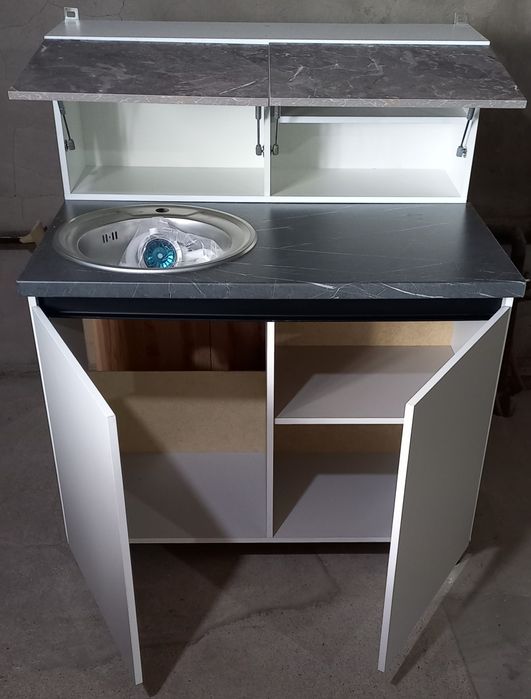 Кухонный гарнитур.