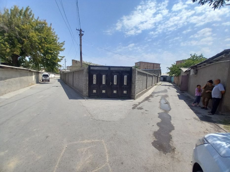 Участка сотилади