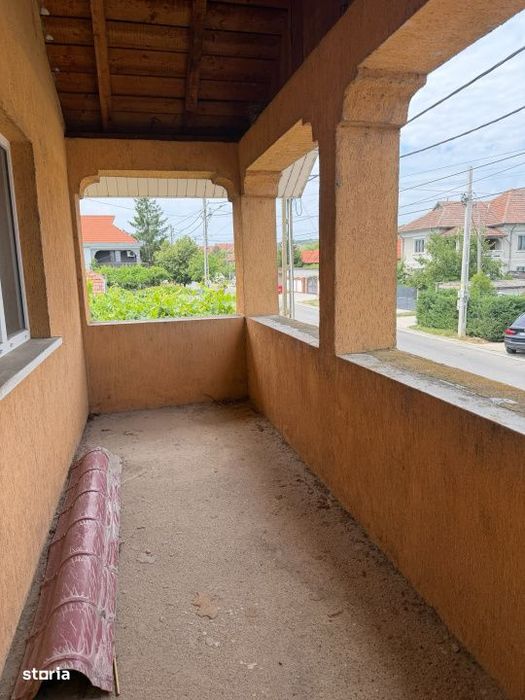 Casa de vanzare, utilata, suprafata 130 mp, P+1 , Teren 250 mp