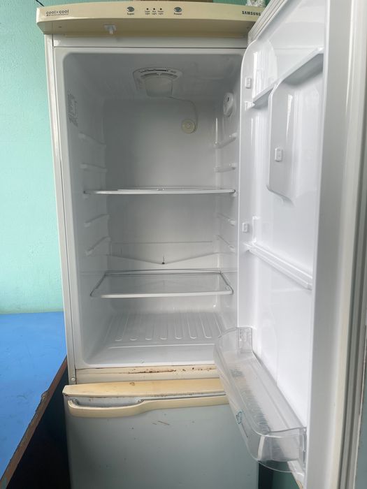 Продам Холодильник б/у