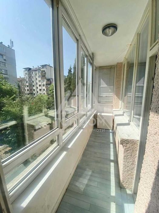 Дава се под наем Двустаен апартамент в Варна, Зимно кино Тракия - 77 кв.м за 450 € - Снимка #5