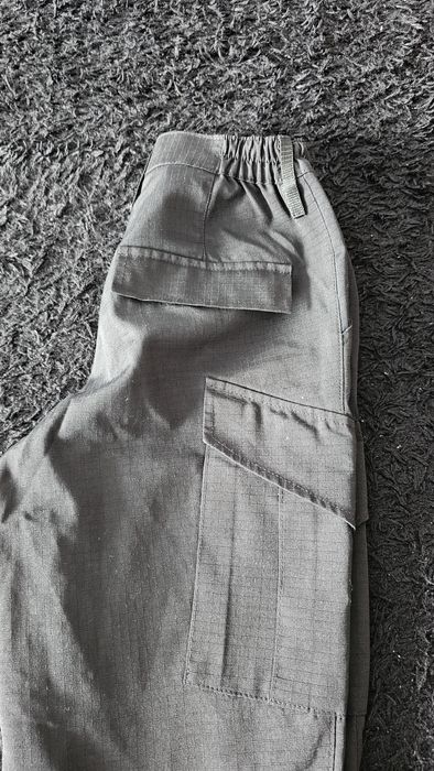 Продам джоггеры , чёрные.