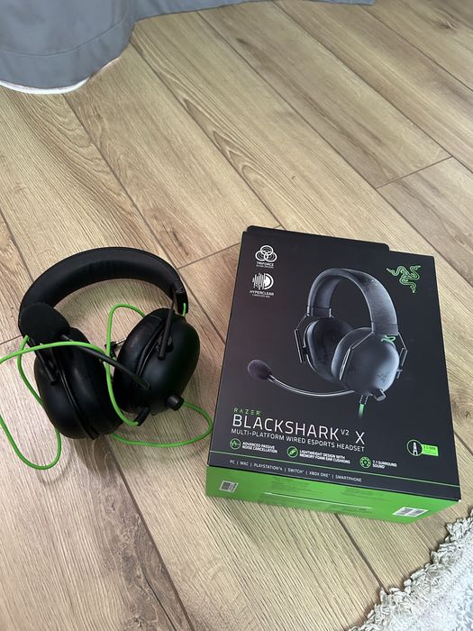 Продаю Наушник Razer BlackSHARK V2 x