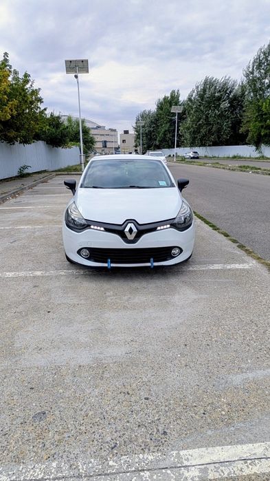 Vând Renault Clio