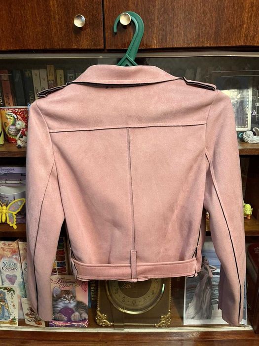 Продаю детскую куртку