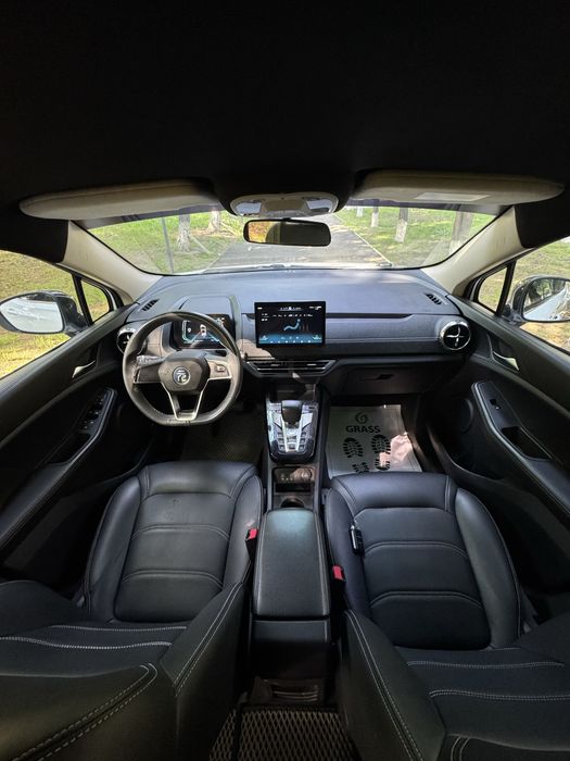 BYD Yuan EV 2020 — 5