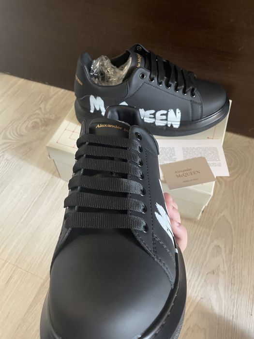 Alexander McQUEEN