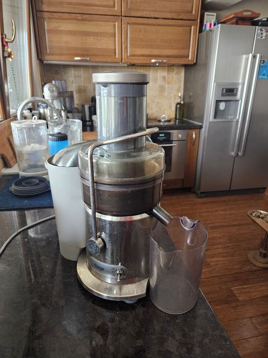 Професионална сокоизтисквачка фреш машина за твърди плодове Sage