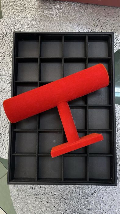 Подставка планшет для украшений разные