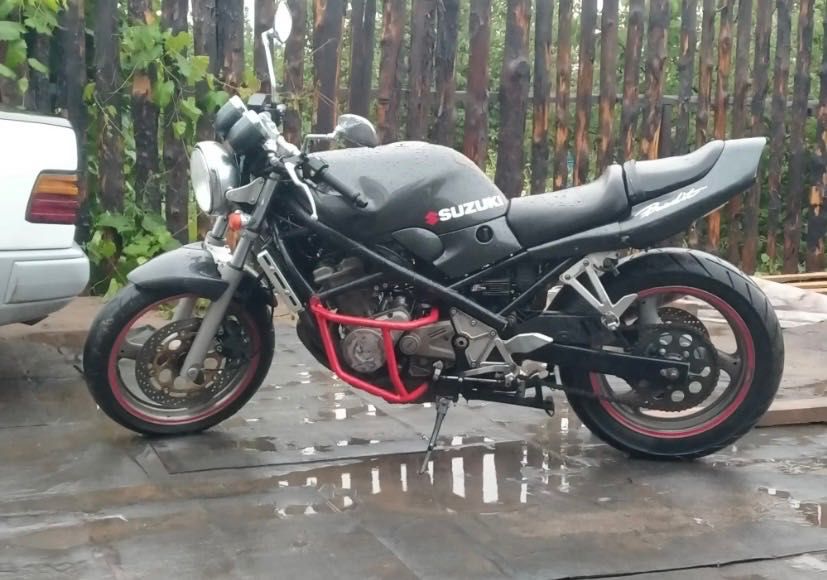Suzuki Bandit GSF 250