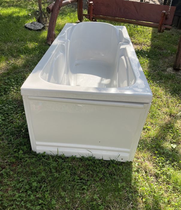 Cadă de baie din fibră de sticlă