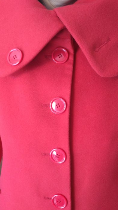 Дамско червено палто Андрюс Andrew's ladies