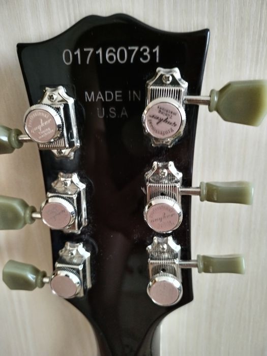 Продам электрогитару