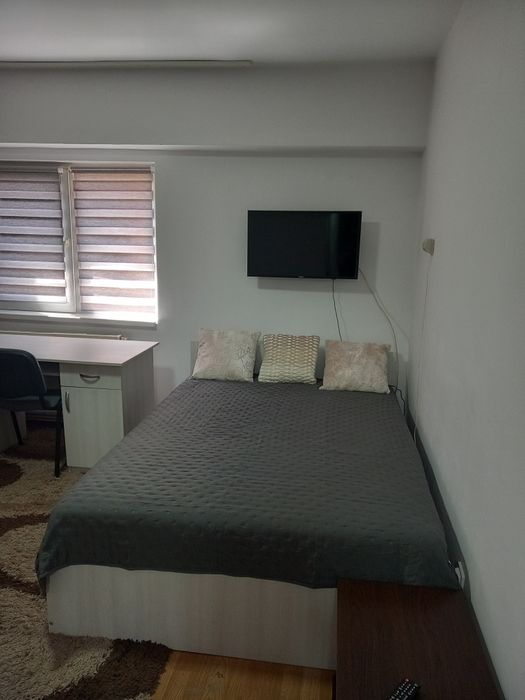 Garsoniera de vânzare