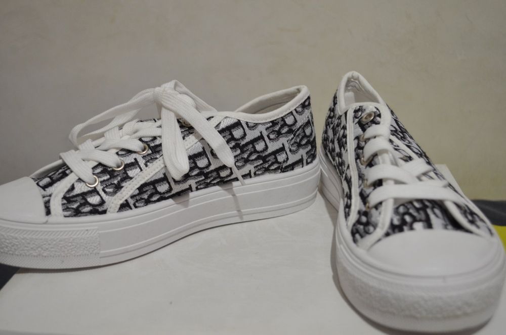 Дамски кецове-38 номер