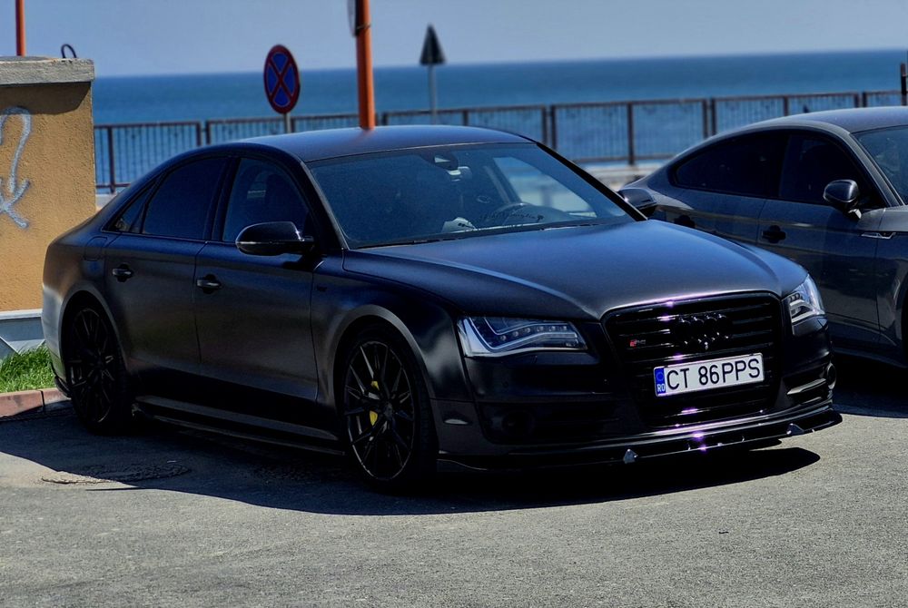 AUDI S8 670HP 911Nm