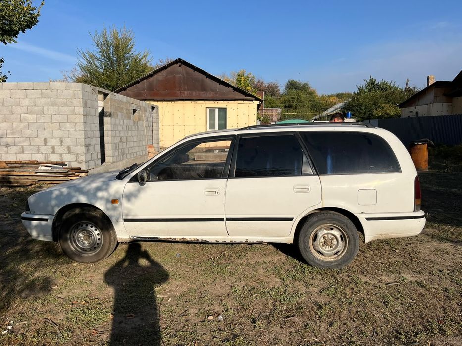 Nissan Primera 1991 года