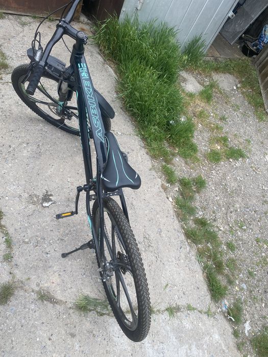 Велосипед с антипрокольными шинами