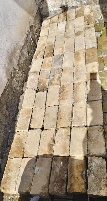 Продаются жжённые кирпичи