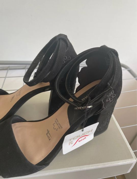 Sandale noi piele intoarsa Tamaris
