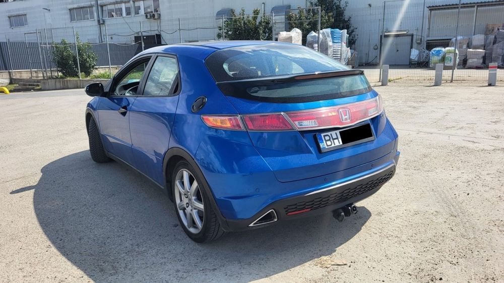 Honda Civic VIII 2.2 diesel hatchback 2006