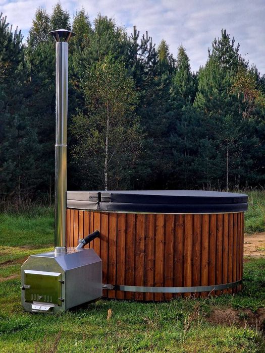 Ciubăr / jacuzzi fibra de sticla, din stoc sau la comandă.