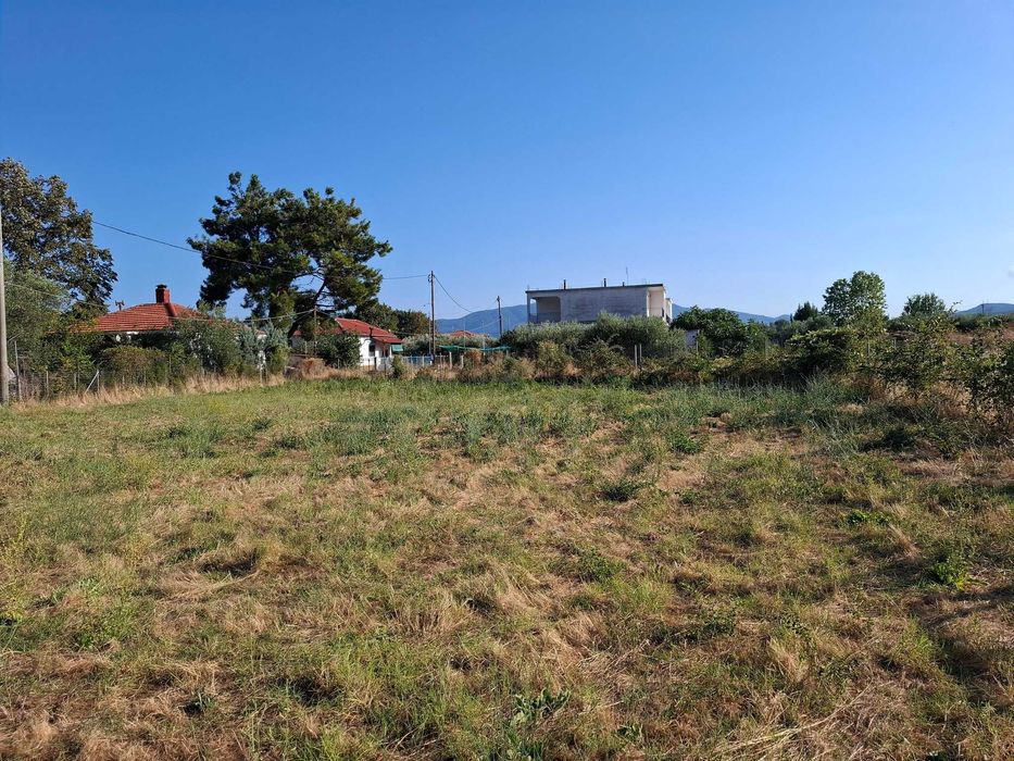Продава се парцел с площ 1000 м2 в Аспровалта, Гърция