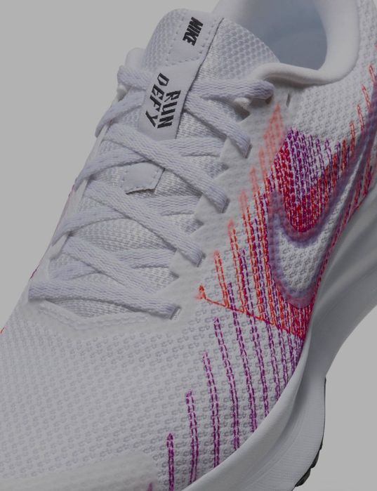 Nike обувки W RUN DEFY