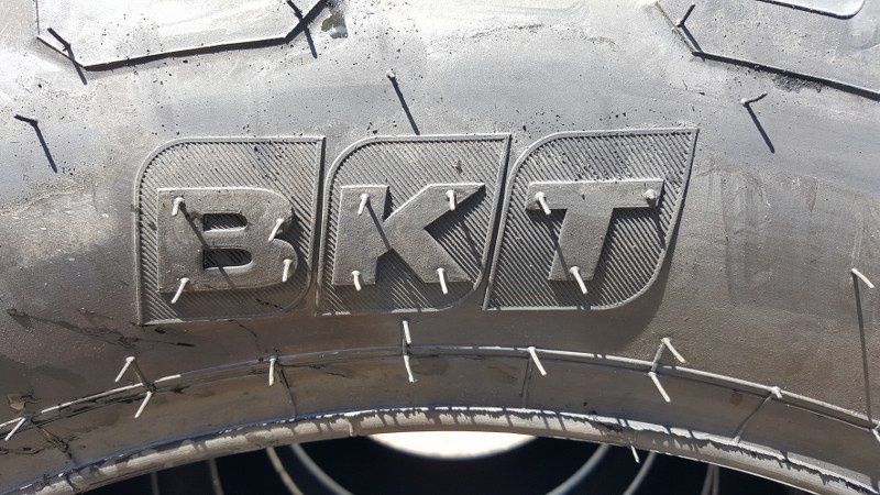 Anvelope BKT noi 13.6-28 cauciucuri de tractor cu garantie