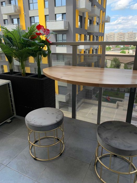 INCHIRIERE Studio  Hercesa