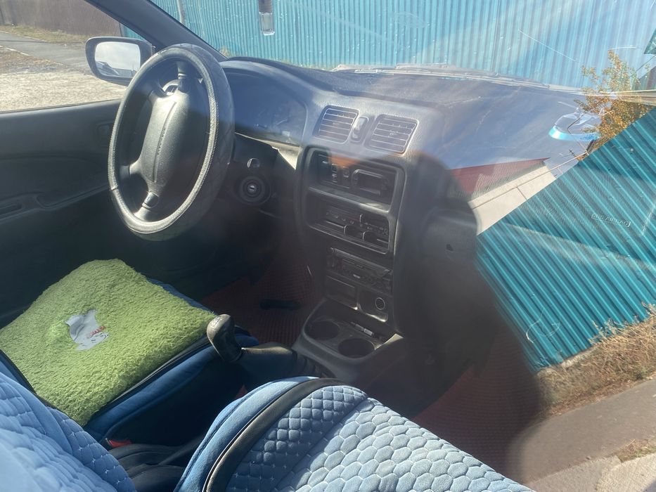 Mazda 323
